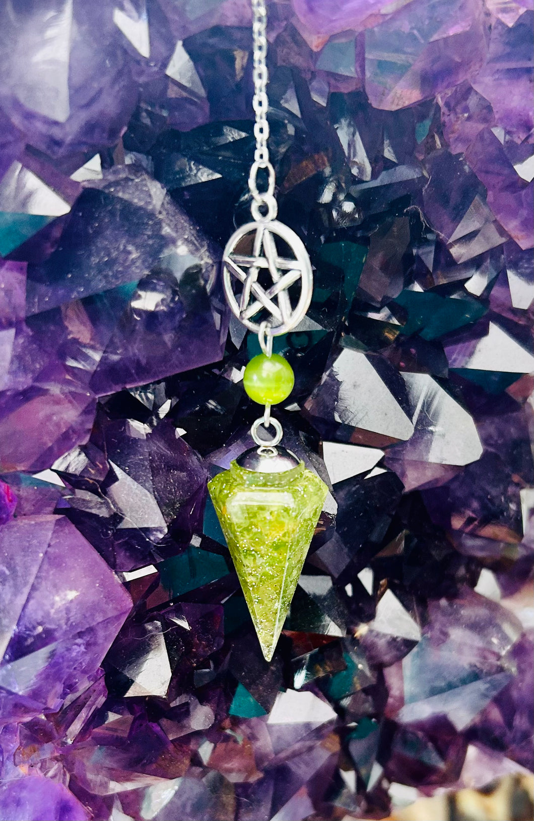 Peridot pendulum