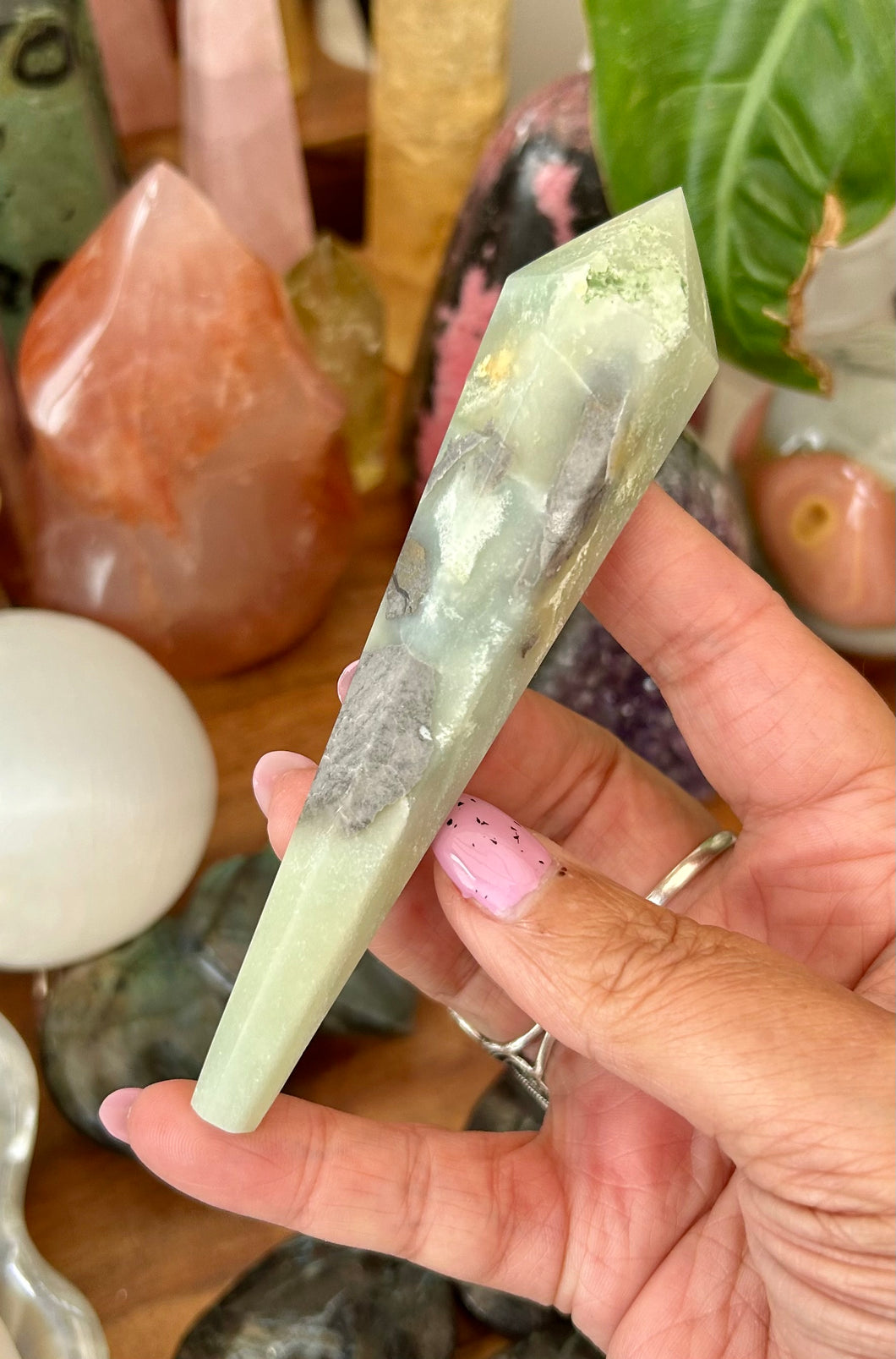 Caribbean Calcite wand