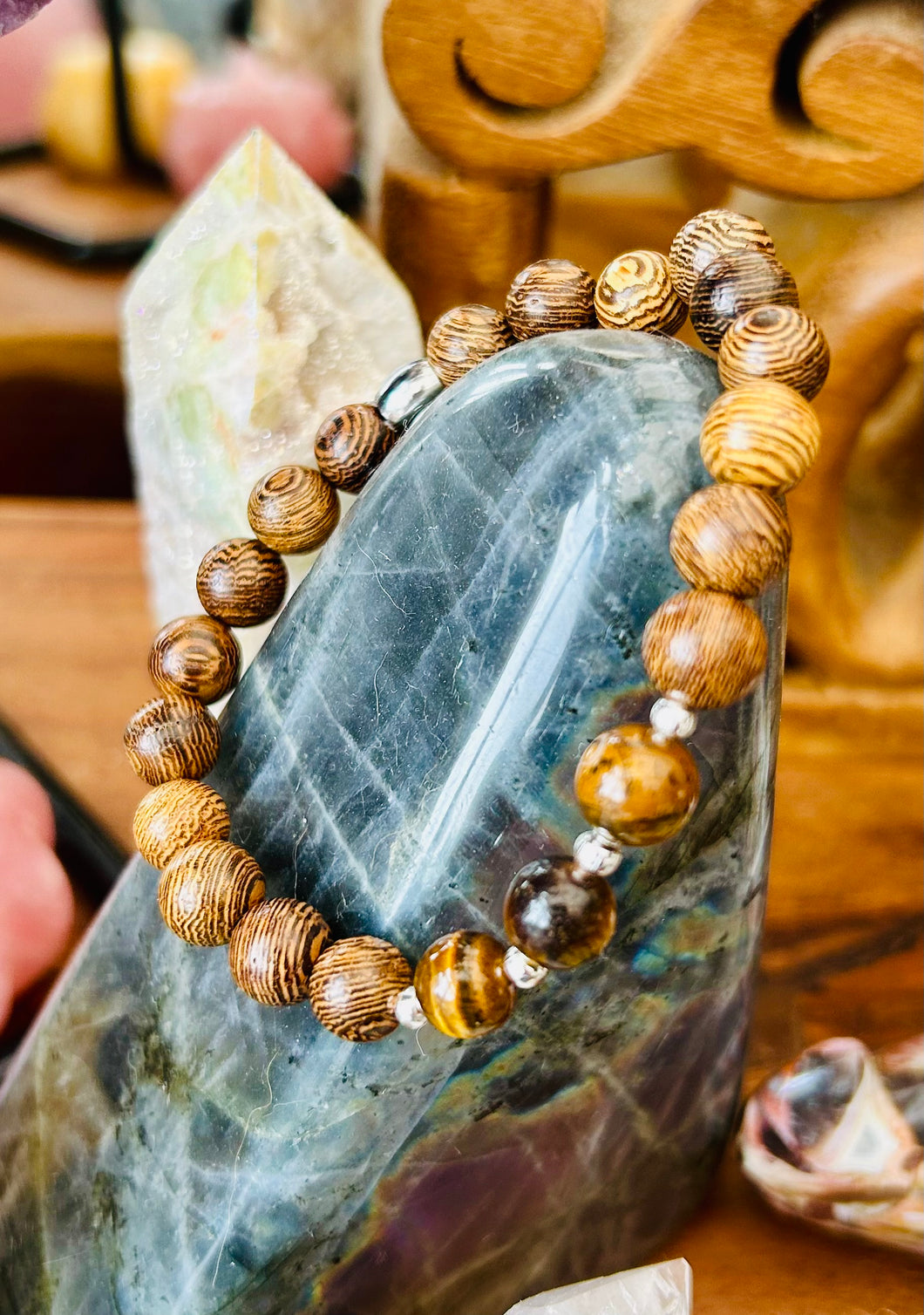 Tigers Eye bracket