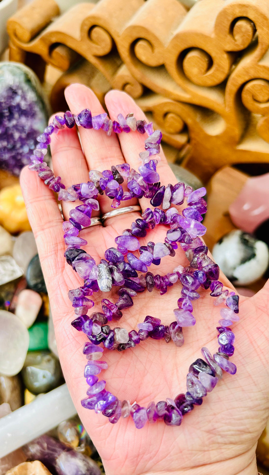 Amethyst chip bracelet