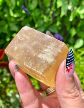 Load image into Gallery viewer, Honey Calcite cube
