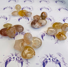 Load image into Gallery viewer, Mini flower agate moon,star,heart and mushroom carved crystal set
