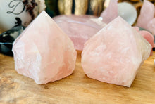 Load image into Gallery viewer, Rose Quartz top polished
