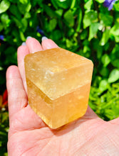 Load image into Gallery viewer, Honey Calcite cube
