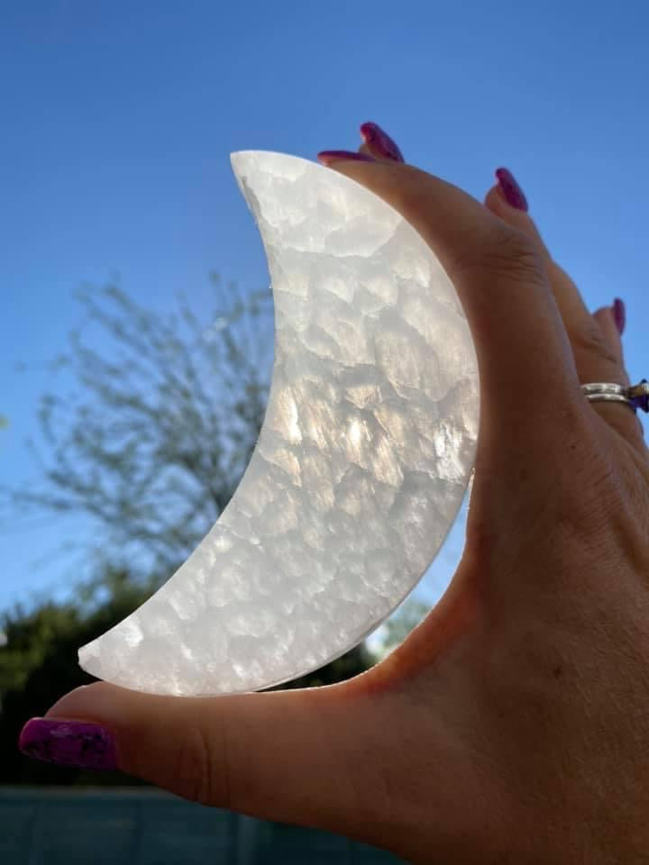 Selenite crescent moon 🌙