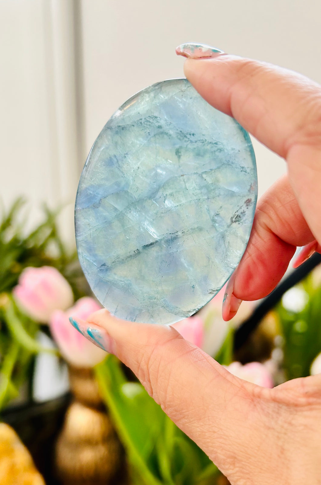 Fluorite palms