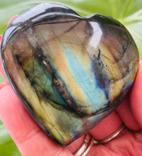 Load image into Gallery viewer, Labradorite heart
