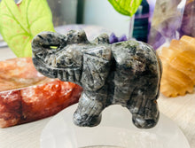 Load image into Gallery viewer, Crystal carved large elephants
